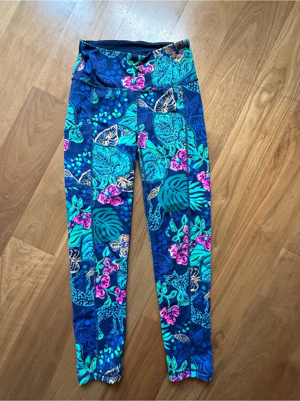Lilly Pulitzer Navy Leggings with Teal & Pink Floral Print Size XS